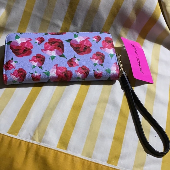NWT 🔥 Brand new betsey Johnson checkbook wristlet - Picture 6 of 13